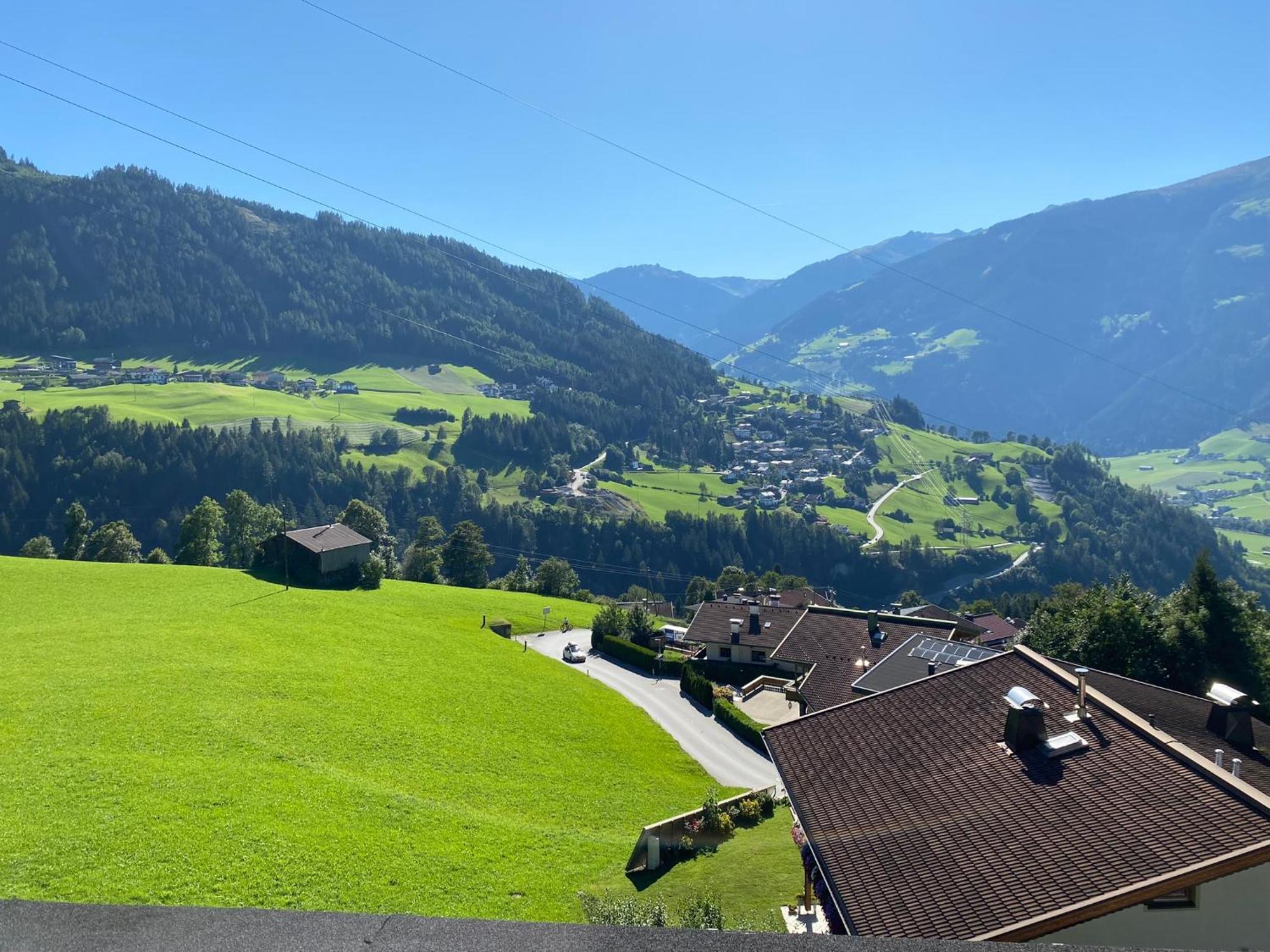 Sunside Apartment Zell am Ziller Exteriör bild